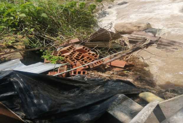 Comunidad de San Lorenzo (Riosucio), en alerta por crecida del río Aguas Claras