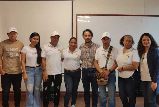 En la Universidad Católica de Manizales renuevan saberes en reciclaje con miembros de resguardo indígena