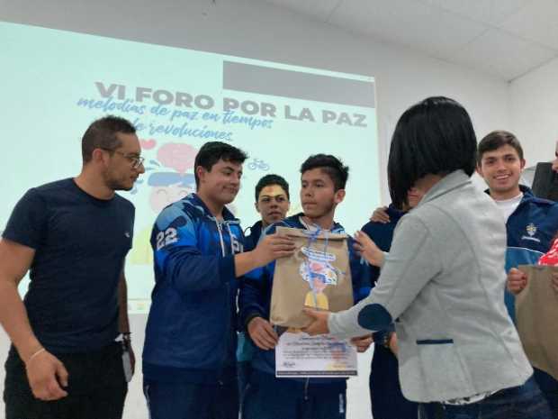 Además, de actividades y conversaciones, el Foro tuvo premiación para estudiantes y colegios con mejor participación y capacidad