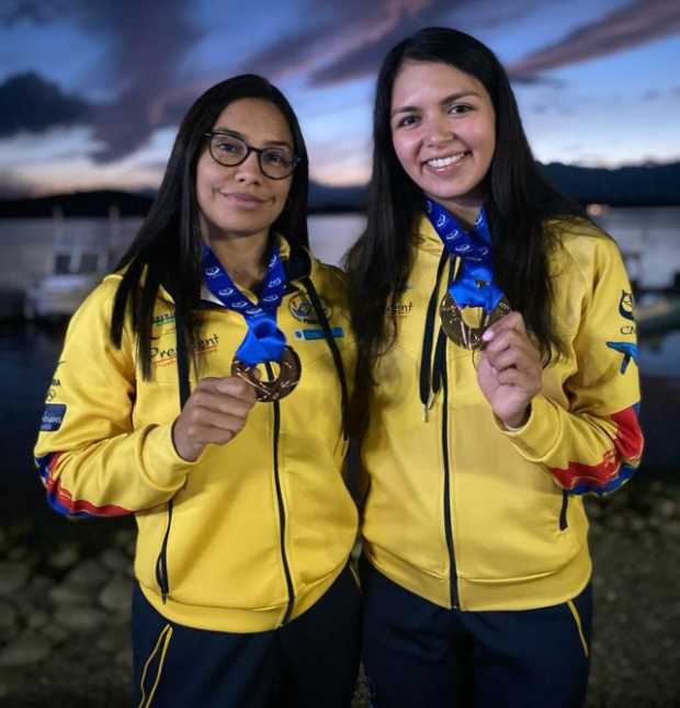 Caldenses ganan medalla de bronce en el Mundial de Natación con Aletas