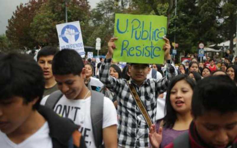 Así se vivió la marcha por la universidad pública en imágenes 