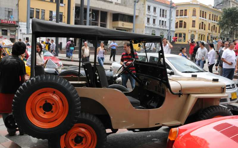 Willys CJ2 1952, de la segunda guerra mundial. El motor, la caja y la trasmisión son originales, le pertenece a Jorge Iván Morales.