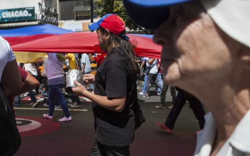 Marcha de las ollas vacias 