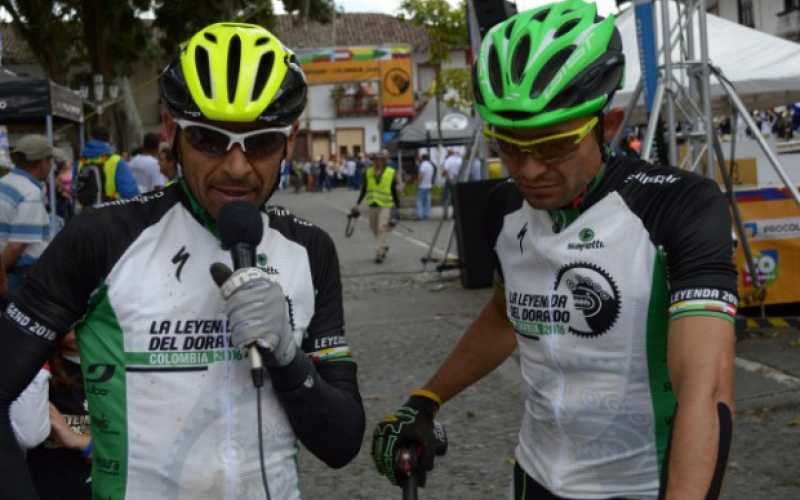 Foto | Luis Fernando Rodríguez | LA PATRIA Héctor Leonardo Páez y Diego Arias fueron los ganadores de la etapa. 