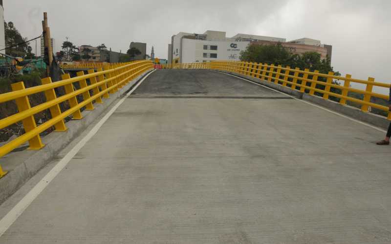 Apertura puente Avenida Colón -  Fundadores