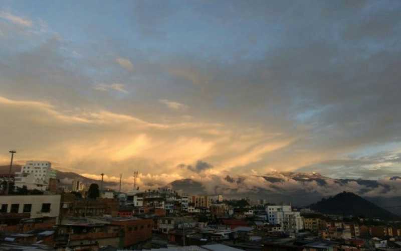 Atardecer en Manizales desde todas las perspectivas