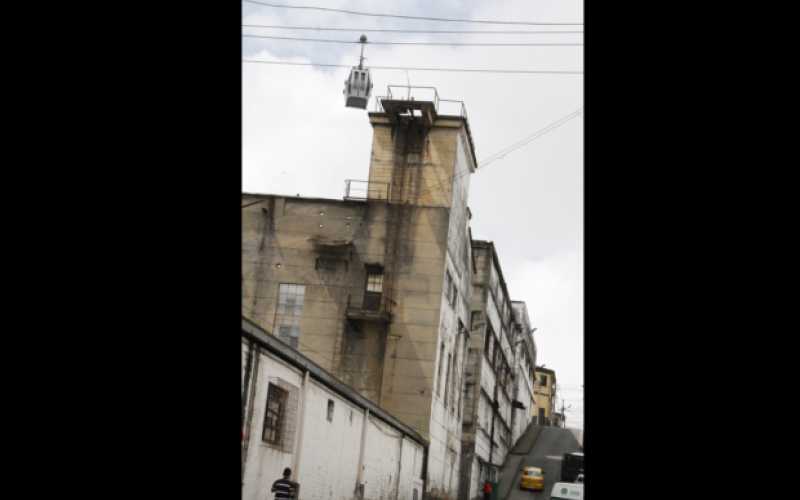  Allí quedaba la planta eléctrica de la fábrica. 