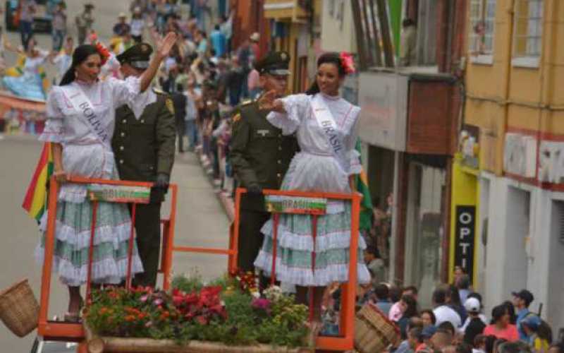 Desfile de Bienvenida Paisaje Cultural Cafetero