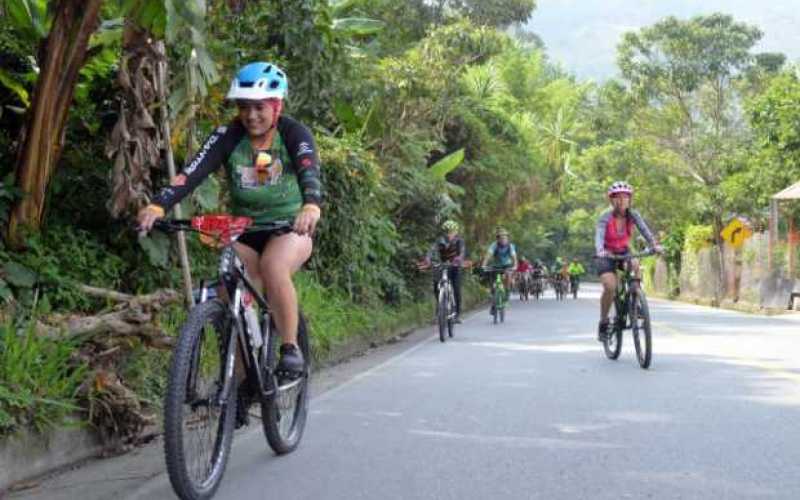 500 ciclistas disfrutaron del primer Ciclopaseo por el Paisaje Cultural Cafetero 