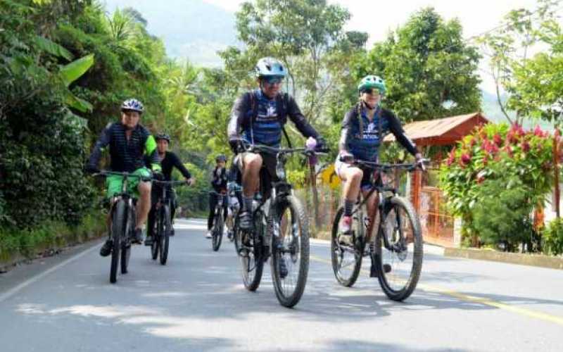 500 ciclistas disfrutaron del primer Ciclopaseo por el Paisaje Cultural Cafetero 
