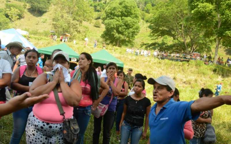 Familiares de mineros desaparecidos 