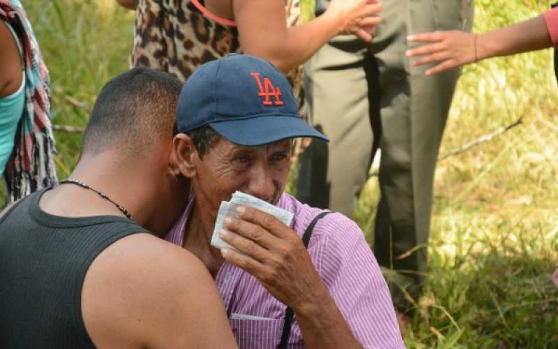 Familiares de mineros desaparecidos 