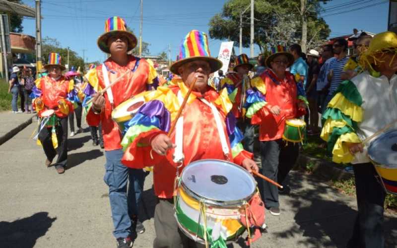 Familias unidas para darle vida al carnaval 