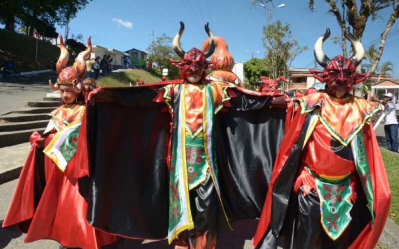 Familias unidas para darle vida al carnaval 