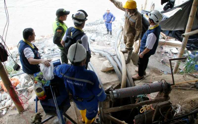Organismos trabajando en conjunto por los mineros atrapados 