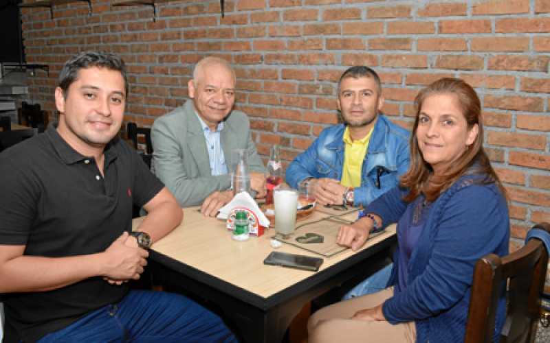 Ómar Andrés Reina, Luis Gonzalo Valencia, John Freddy Villa y Amparo Sánchez.