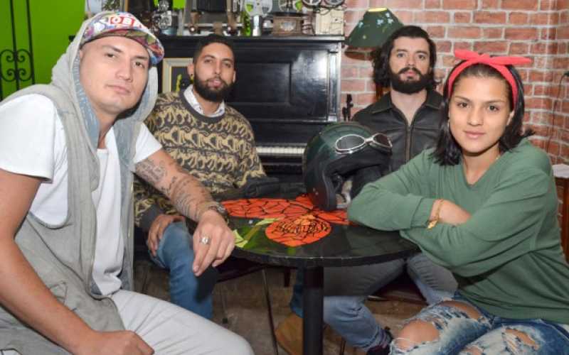 Cristian Camilo Martínez, Santiago Jiménez y Andrés Felipe Álvarez, del Club de motociclistas Café La Vieja Escuela.