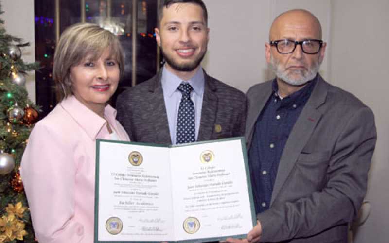 Luz Mery Giraldo Betancur, Sebastián Hurtado Giraldo, y Nelson Hurtado Ramírez. 