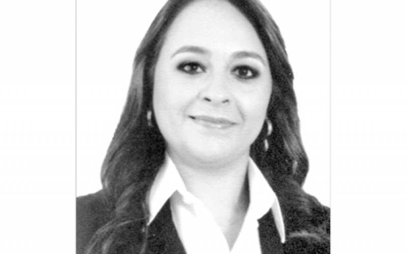 MARÍA EUGENIA ZAPATA LÓPEZ