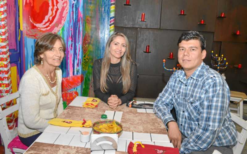 Martha Lucía Gómez Martínez, Eliana María Carmona Gómez y Carlos Herrera Vélez.