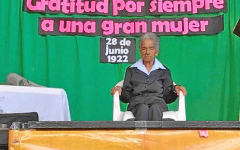 Amelia Acevedo González