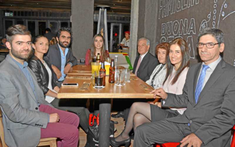 David Felipe Zuluaga, Adriana Hoyos, Jacobo Jaramillo, Eliana Zuluaga, Hernando Zuluaga, Rosalba Montoya, Yolanda Zuluaga y Norb