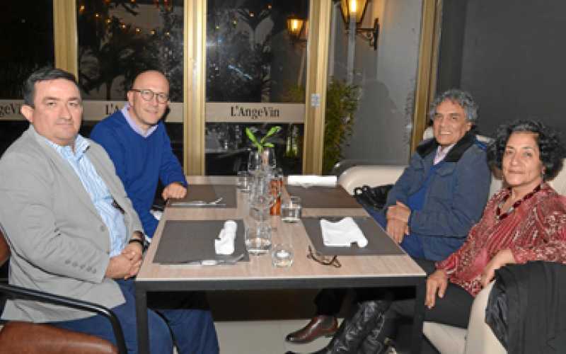 Orlando Londoño Betancourt, vicerrector académico Universidad de Caldas; Carlos Mery, Héctor Bonilla y Magdalena Castaño, miembr