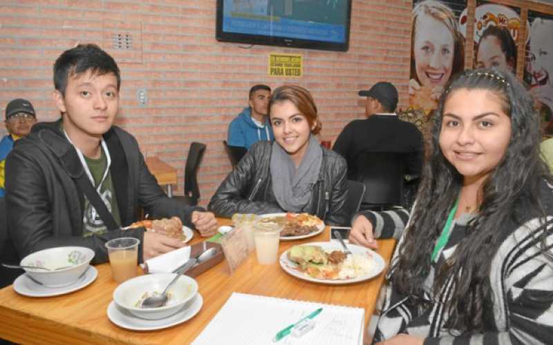 Foto | José Fernando Tangarife | LA PATRIA Anderson Paz, Laura Mazo y Lina Torres.