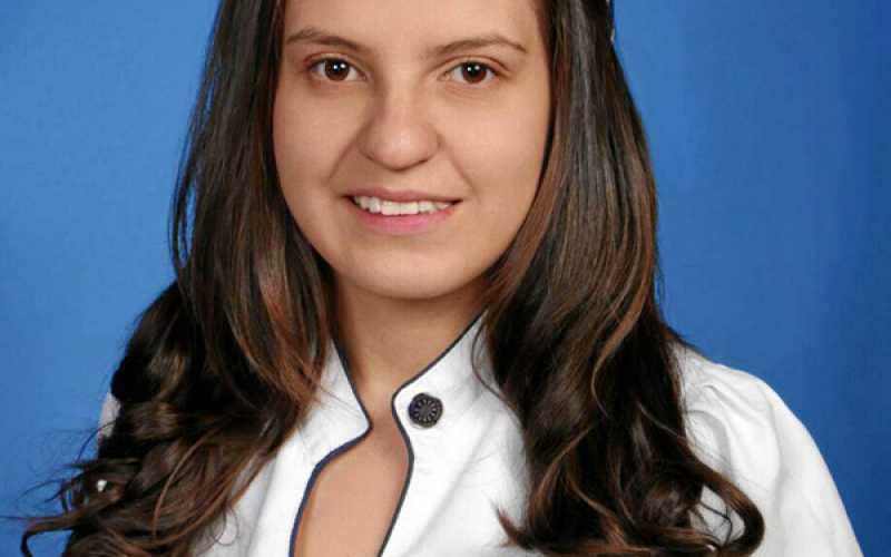 Daniela Valencia Arboleda recibió el título de Enfermera Superior que le otorgó la Universidad de Caldas. Oriunda del corregimie