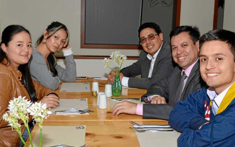 Diana Alejandra Amaya, Tatiana Isaza Gutiérrez, Juan David Rivera, Julio César Quintero Monsalve y Daniel Rodríguez Lasso.
