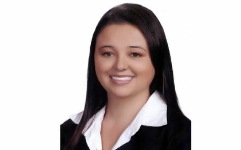 Hoy 22 de junio la Universidad Autónoma de Manizales otorga el Título de Fisioterapeuta a Erika Viviana Benavides Ramírez. Graci