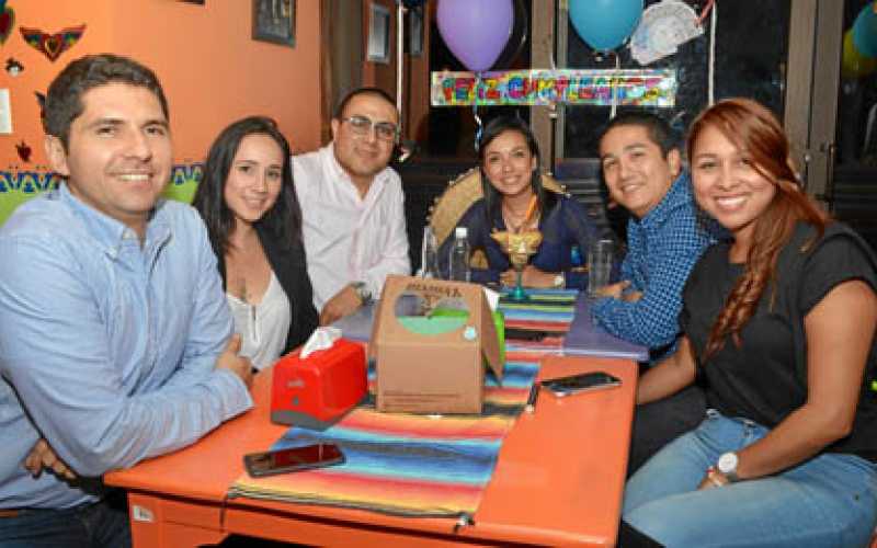 Andrés Gutiérrez, Carolina Sepúlveda, David García, Carolina Castaño, Alejandro Velásquez y Andrea Suárez.