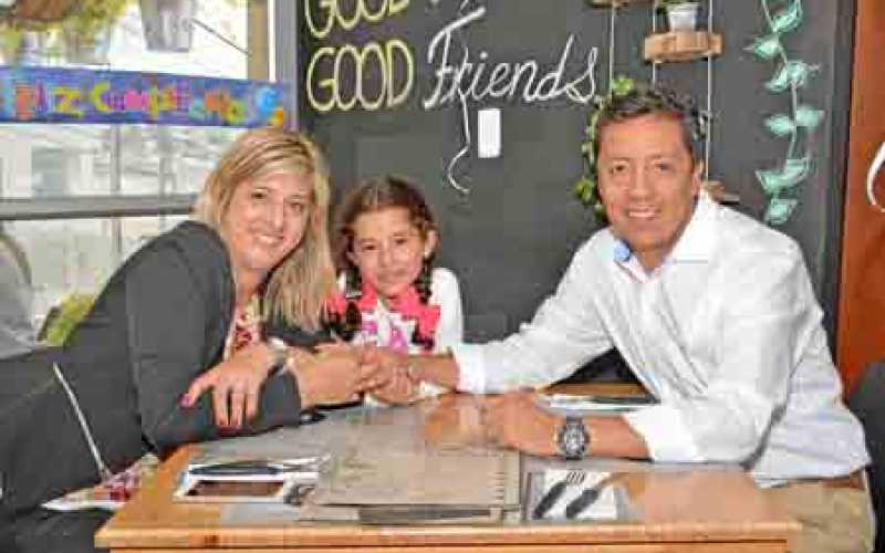 Claudia Aristizábal, Luciana Molina Aristizábal y Fernando Molina Gómez. 