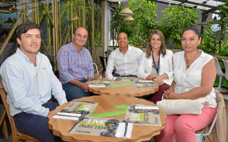 Marcelo Llano, Fernando Montoya, Julio César Pérez, Ángela Santa y Lina María Montoya.