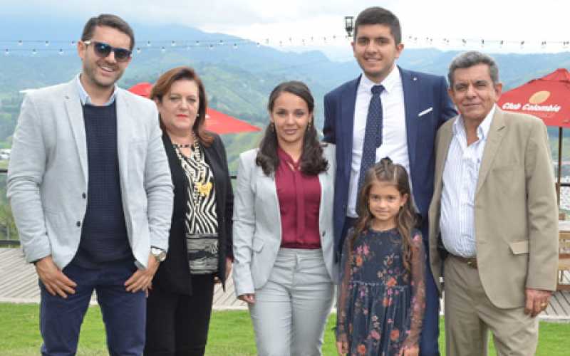 Carlos Eduardo Russi Ramírez, Teresa Ramírez Gómez, Karol Mariana Puentes Henao, Juan Alberto Russi Ramírez, Carlos Arturo Russi