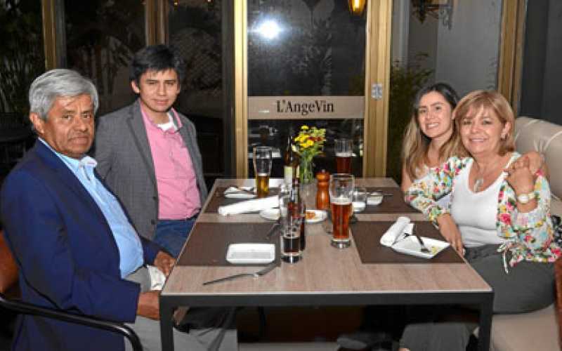 Luis Eduardo Ramírez Zapata, Alejandro Ramírez Zapata, Laura Ramírez Jaramillo y Gloria Cecilia Jaramillo Salazar.