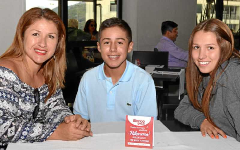 María Claudia Ocampo Salazar, Santiago Díaz Ocampo y Manuela Díaz Ocampo. 