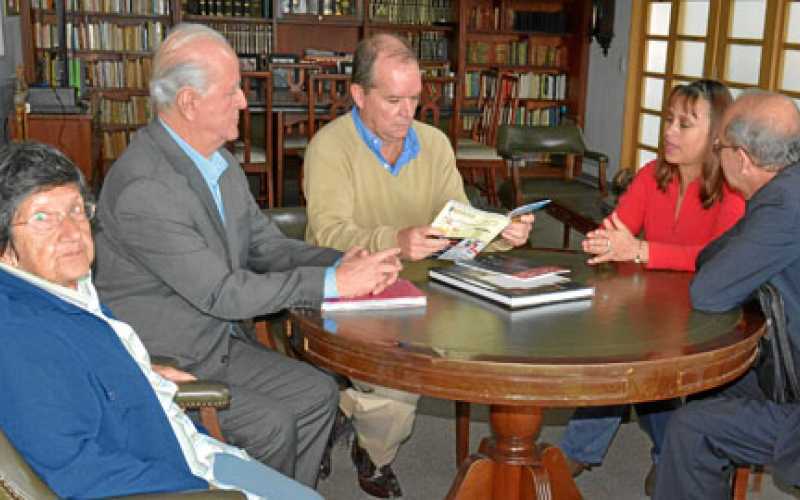 Dorian Hoyos Parra, vocal de la SMP; Herman Estrada Mejía, presidente de la Junta Directiva de la SMP; Nicolás Restrepo Escobar,