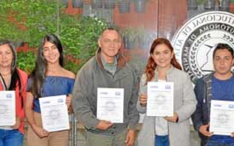 Paula Andrea Carmona Hurtado, Diana Catalina Sánchez Barrera, Luisa Fernanda Vásquez Marín, Darío Augusto Cardona Salazar, Ana M