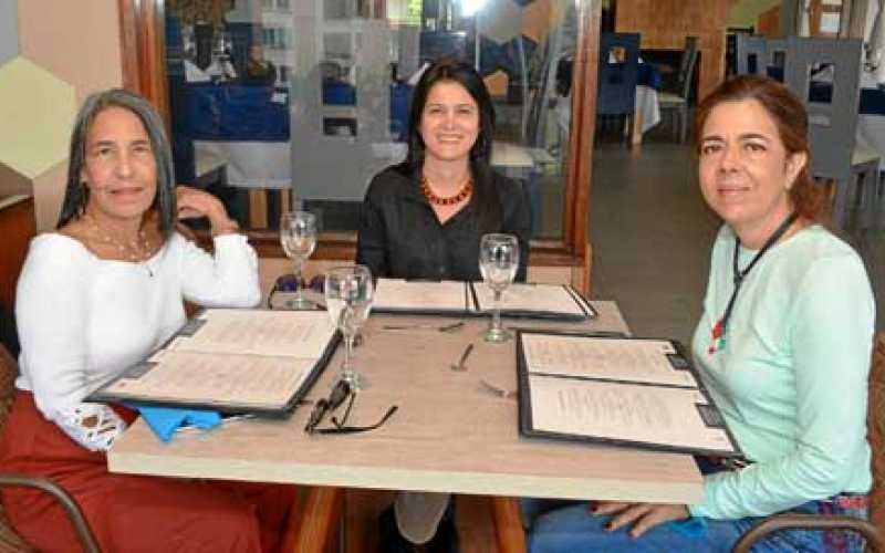 Beatriz Melo Osorio, Luz Patricia Urrea Botero y Olga Lucía Toro Grajales.