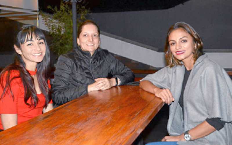 Juliana Toro Arias, Mónica Loaiza Aguirre y Sandra Monroy Ramírez.