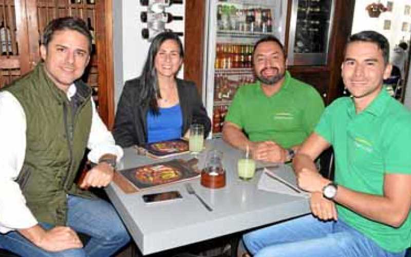 Daniel Higueras Burgos, Carolina Caballero Guerrero, Javier Parra Cerón y Alejandro Gómez González.