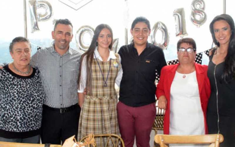 Graciela Cuartas, Andrés Pérez Cuartas, Mariana Díaz, Luis Miguel Pérez Muñoz, María Nelly Arias Quintero y Liliana Díaz Arias.