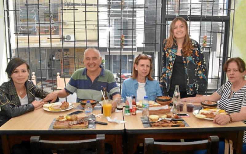 Vanessa Londoño López, Pedro Nel Londoño Cortés, Alba Dolores López Hoyos, Ángela María Londoño López y Amanda López Hoyos.