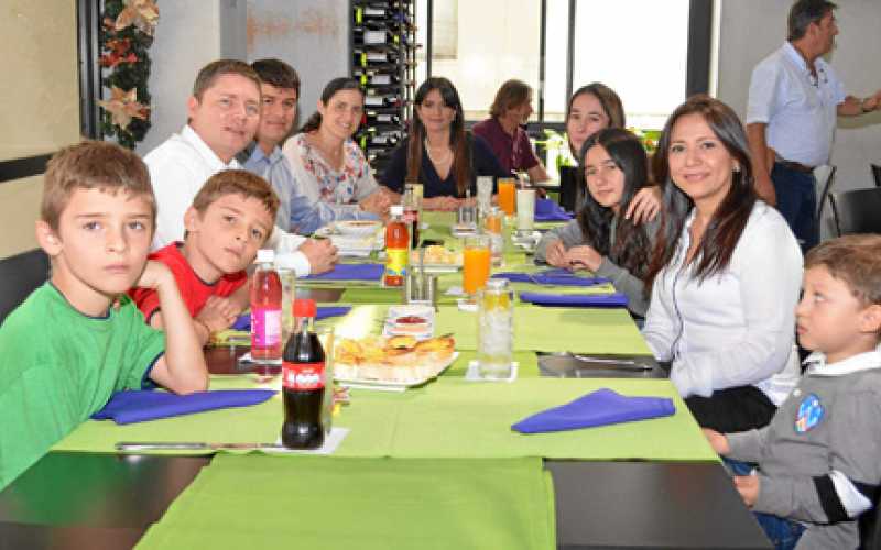 Santiago Gallo García, Rafael Gallo García, Lucas Gallo Cortés, Andrés Gallo Plazas, Beatriz García Peláez, Liliana Gallo Plazas