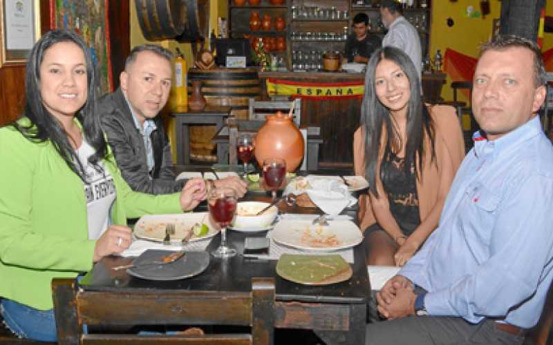 Luz Adriana Ospina Villa, Francisco Arias Osorio, Valentina Muñoz Vargas y Carlos Fadúl Vásquez.