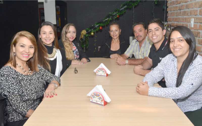 Foto | José Fernando Tangarife | LA PATRIA Norma Valencia Gallego, Carolina Sánchez Valencia, Jaqueline Valencia Arcila, María E