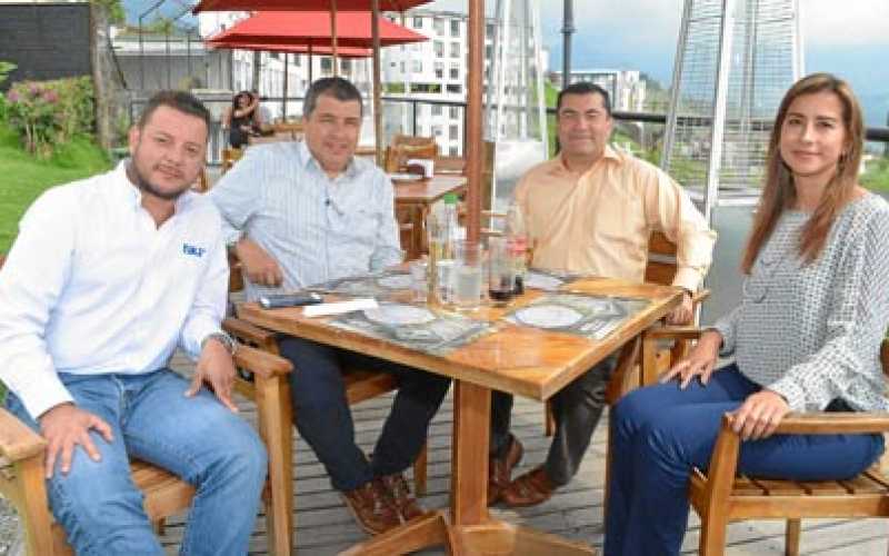 Alejandro Sayin Núñez, Carlos Arturo Mejía Henao, Tomás Mendoza Caro y Claudia Marcela Escobar.