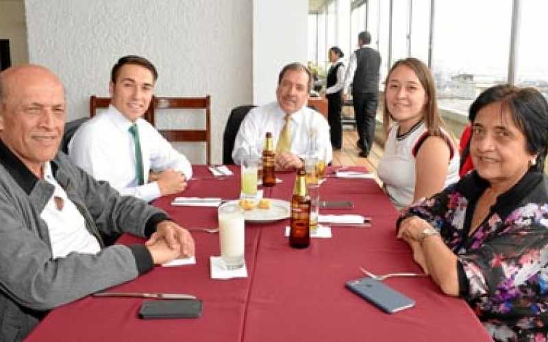 Héctor Darío Trejos Bueno, Andrés Felipe Trejos Atehortúa, Álvaro José Trejos Bueno, Adriana Trejos Atehortúa y Margarita María 