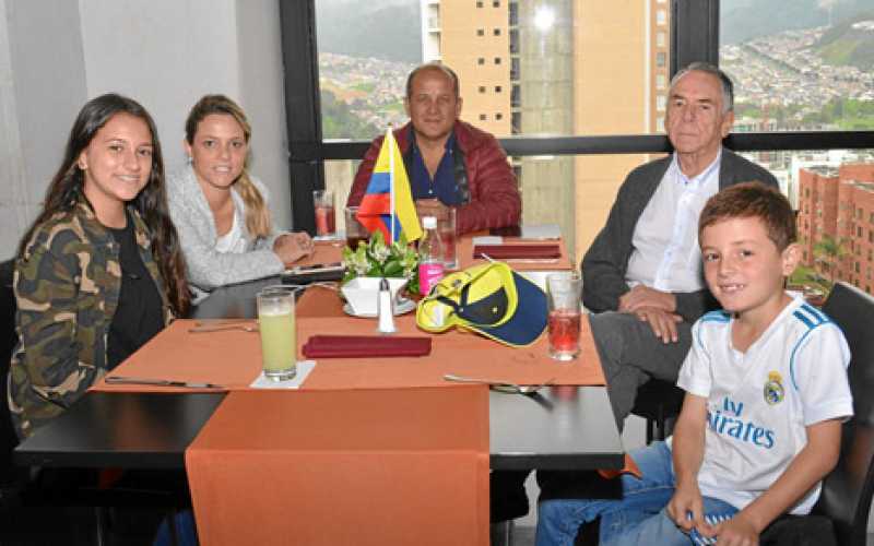 Foto | José Fernando Tangarife | LA PATRIA Sofía Giraldo Castaño, Sisi Castaño Montes, Juan Carlos Giraldo Betancurth, Rodrigo C